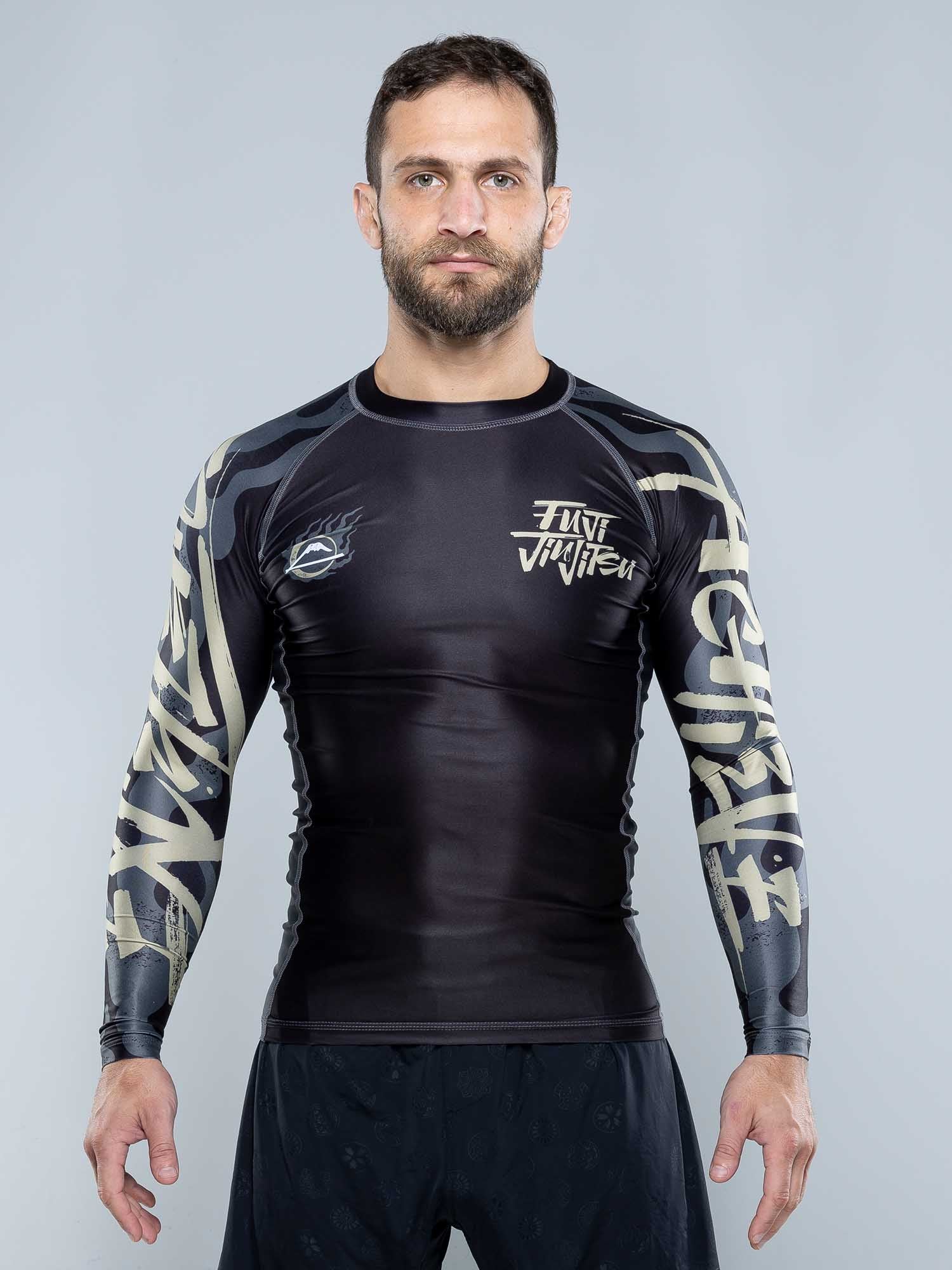 Yakedo Standard Long Sleeve Rashguard Black