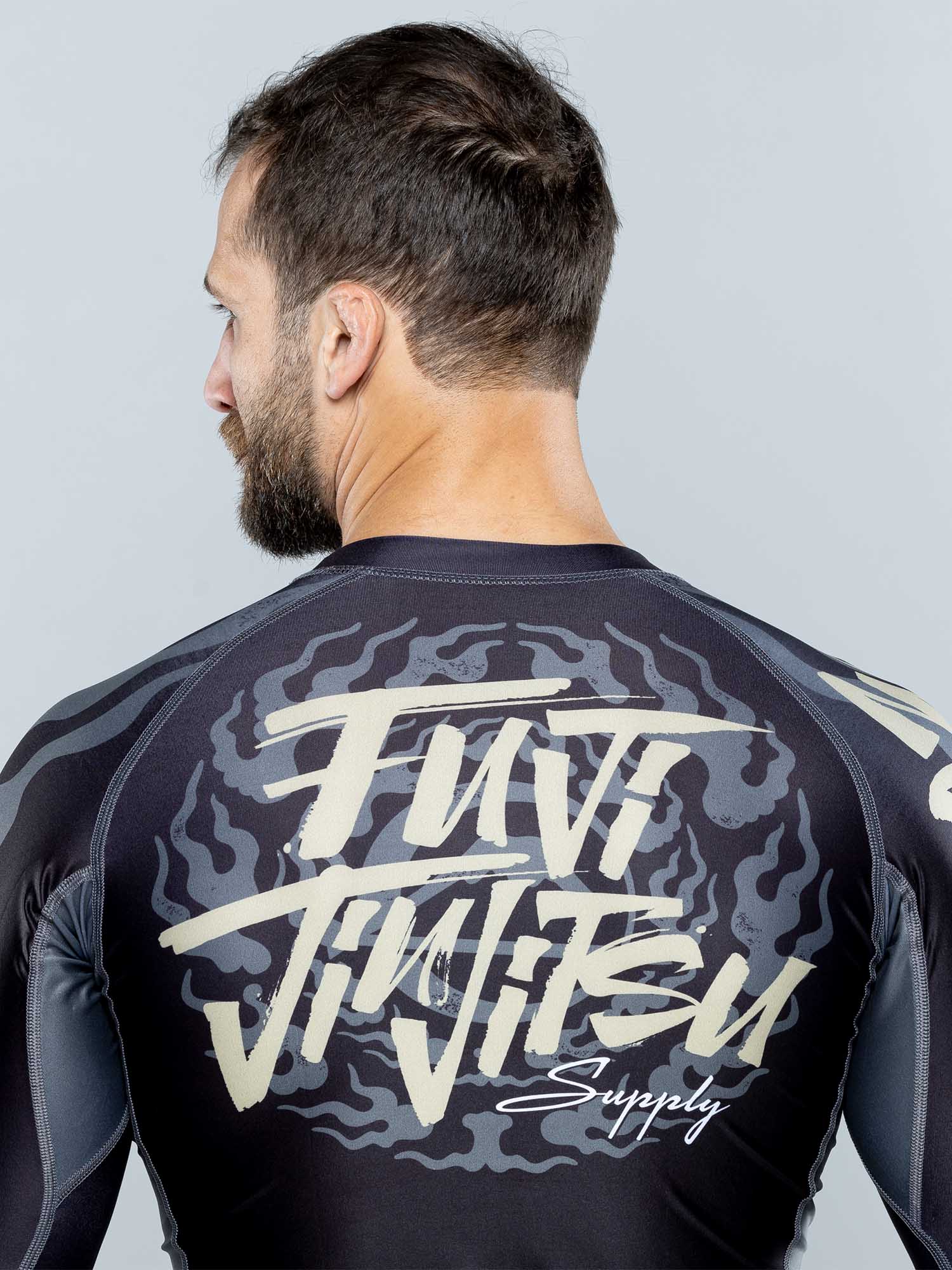 Yakedo Standard Long Sleeve Rashguard Black