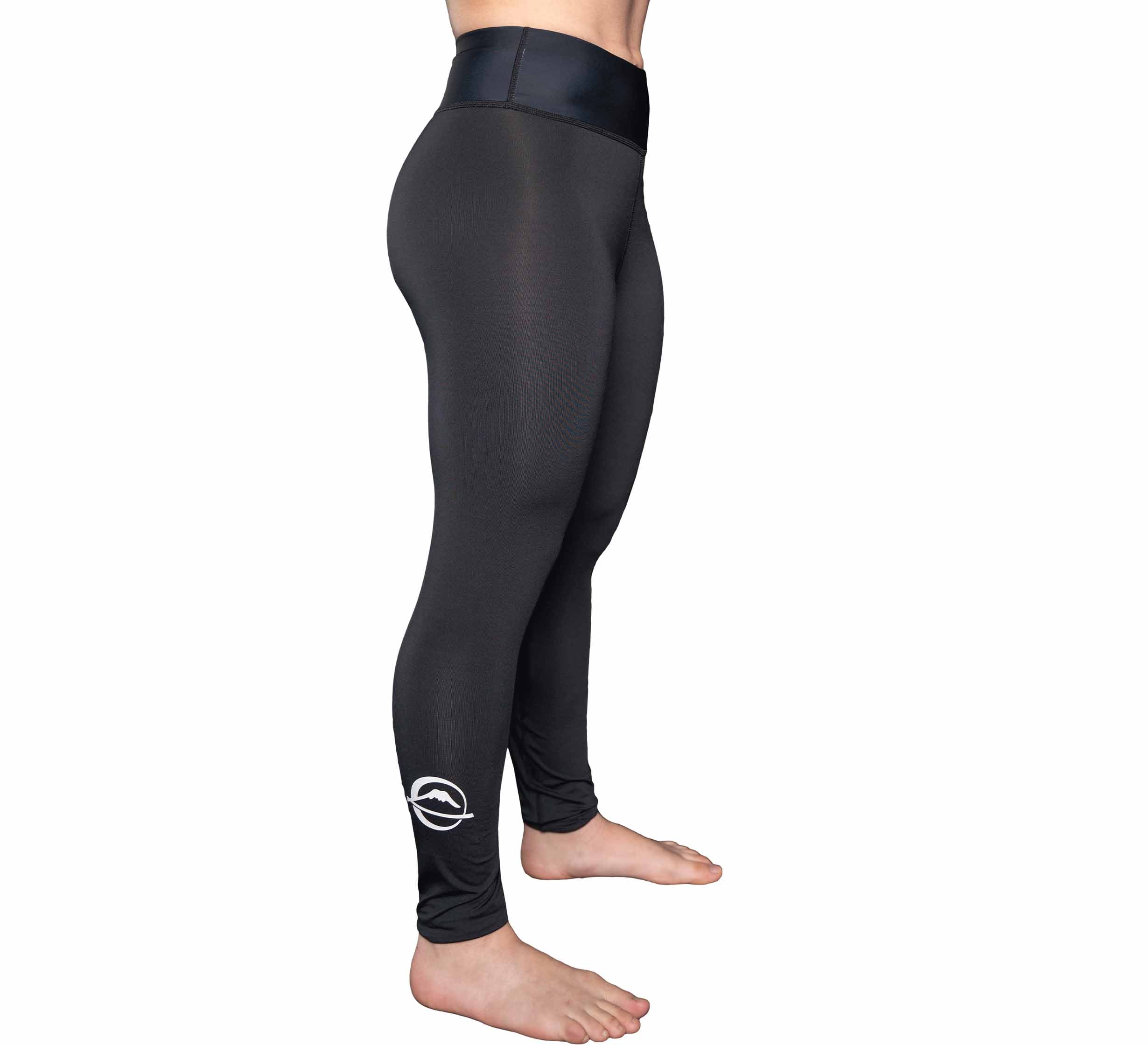 Baseline Grappling Women Spats V2 are designed to provide comfort and protection for your legs and feet during training.