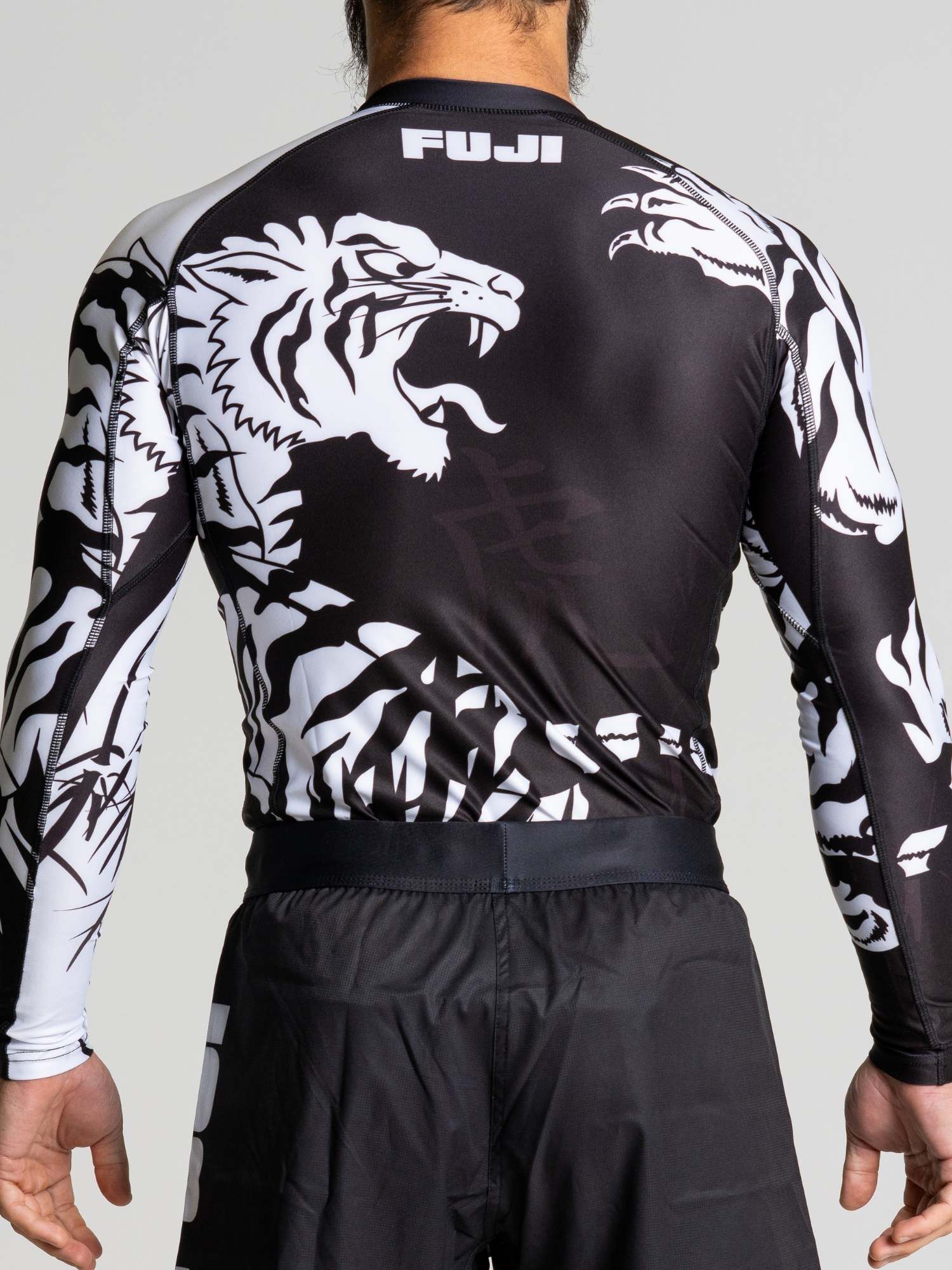 FUJI MOKO Long Sleeve Rashguard