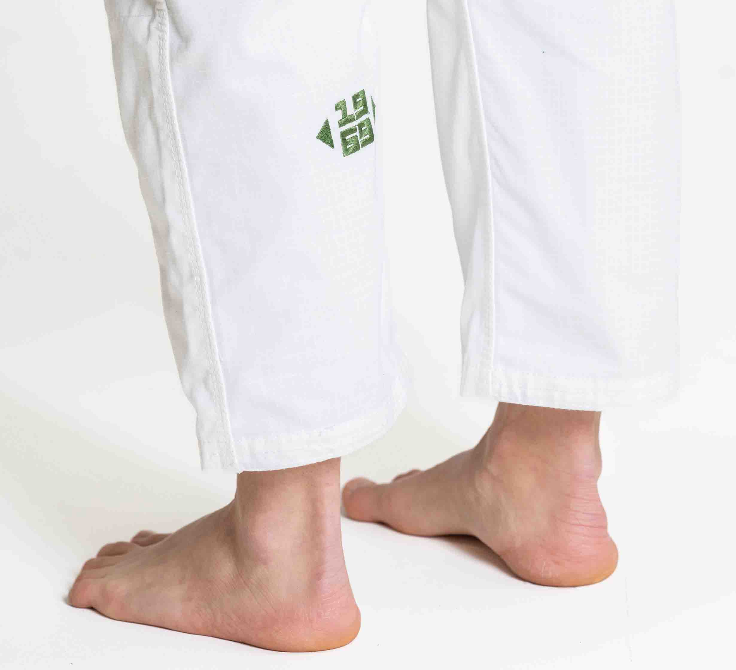 Womens Flow-Tech BJJ Gi White/Green