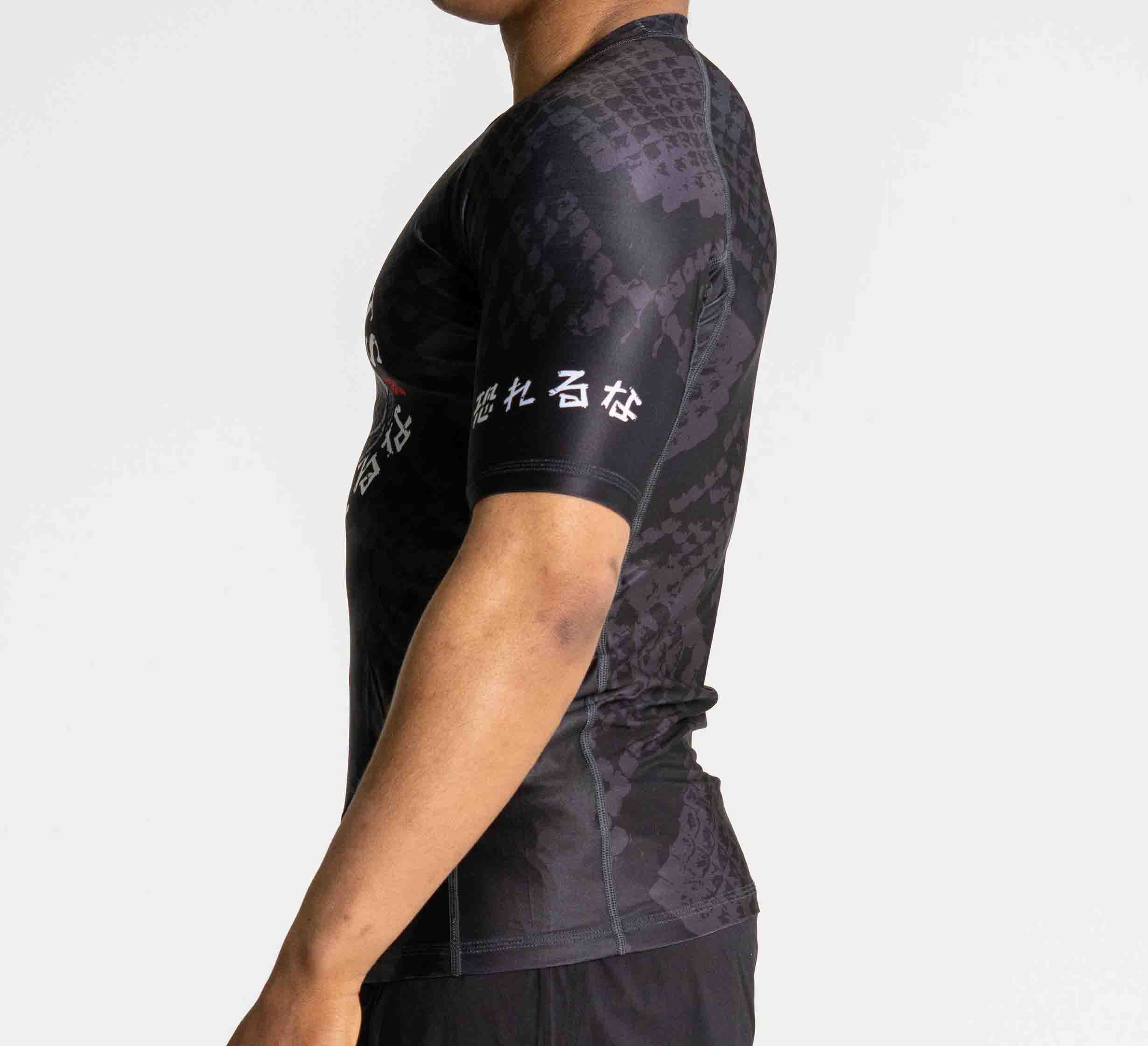 Oni vs. Anaconda Short Sleeve Rashguard Black