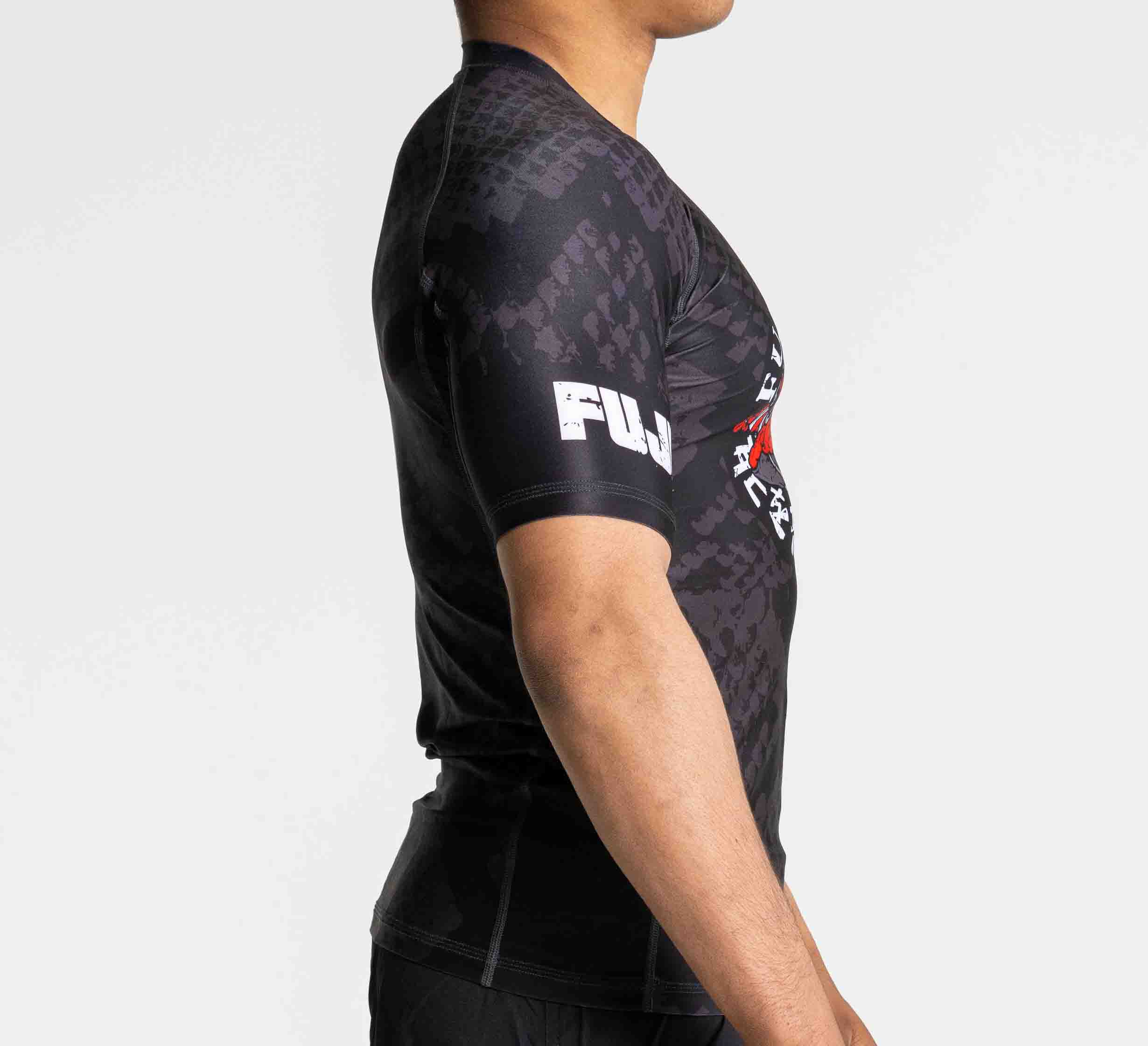 Oni vs. Anaconda Short Sleeve Rashguard Black