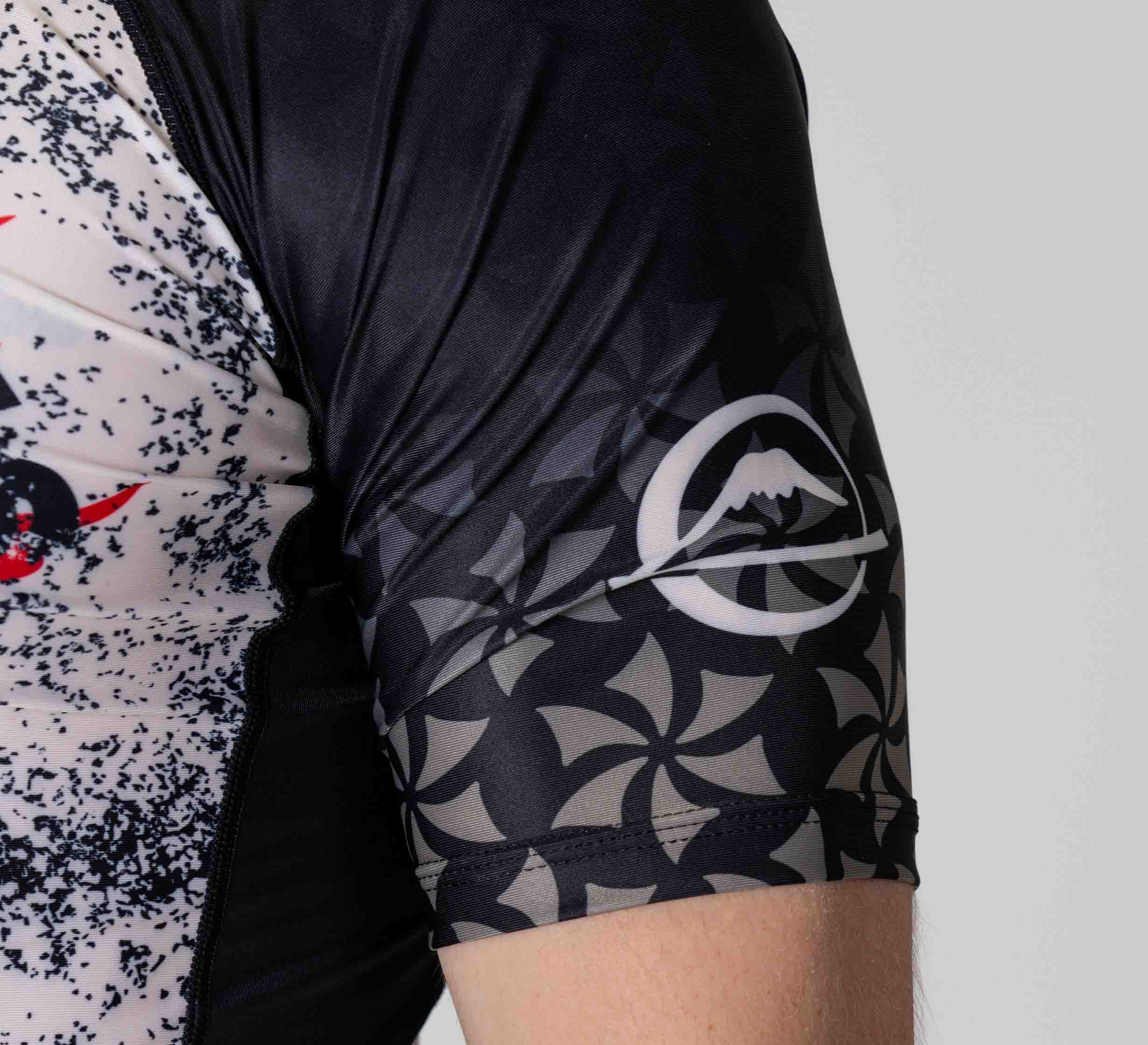 Six Blades Dragon Short Sleeve Flex Lite Rashguard