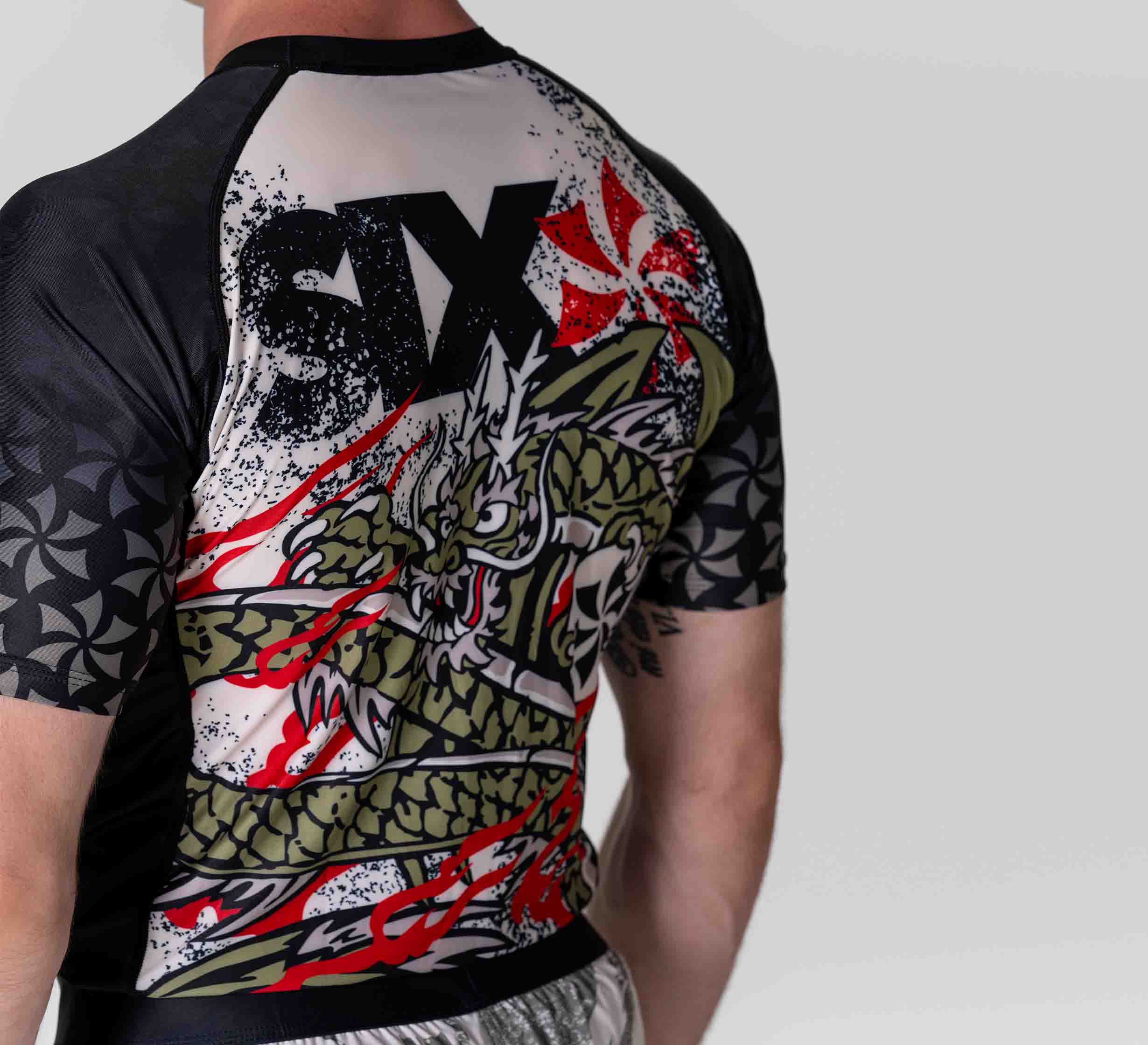 Six Blades Dragon Short Sleeve Flex Lite Rashguard