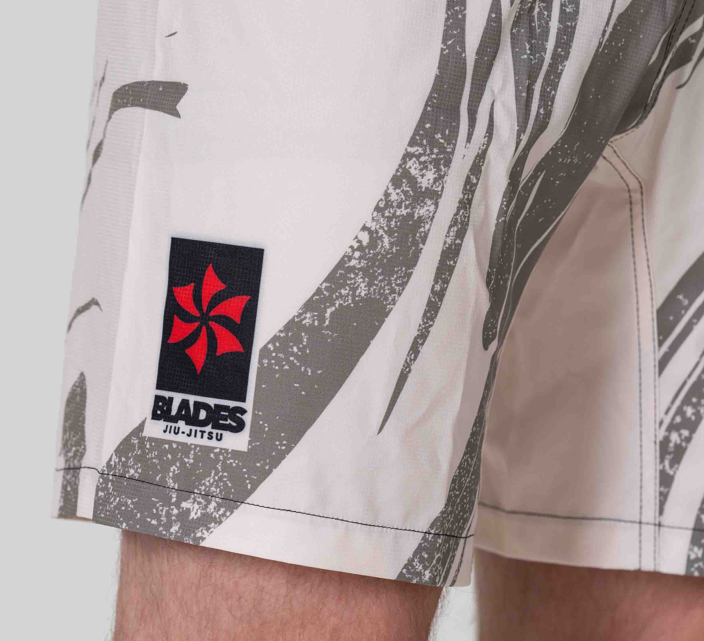 Six Blades Dragon Flex Lite Shorts