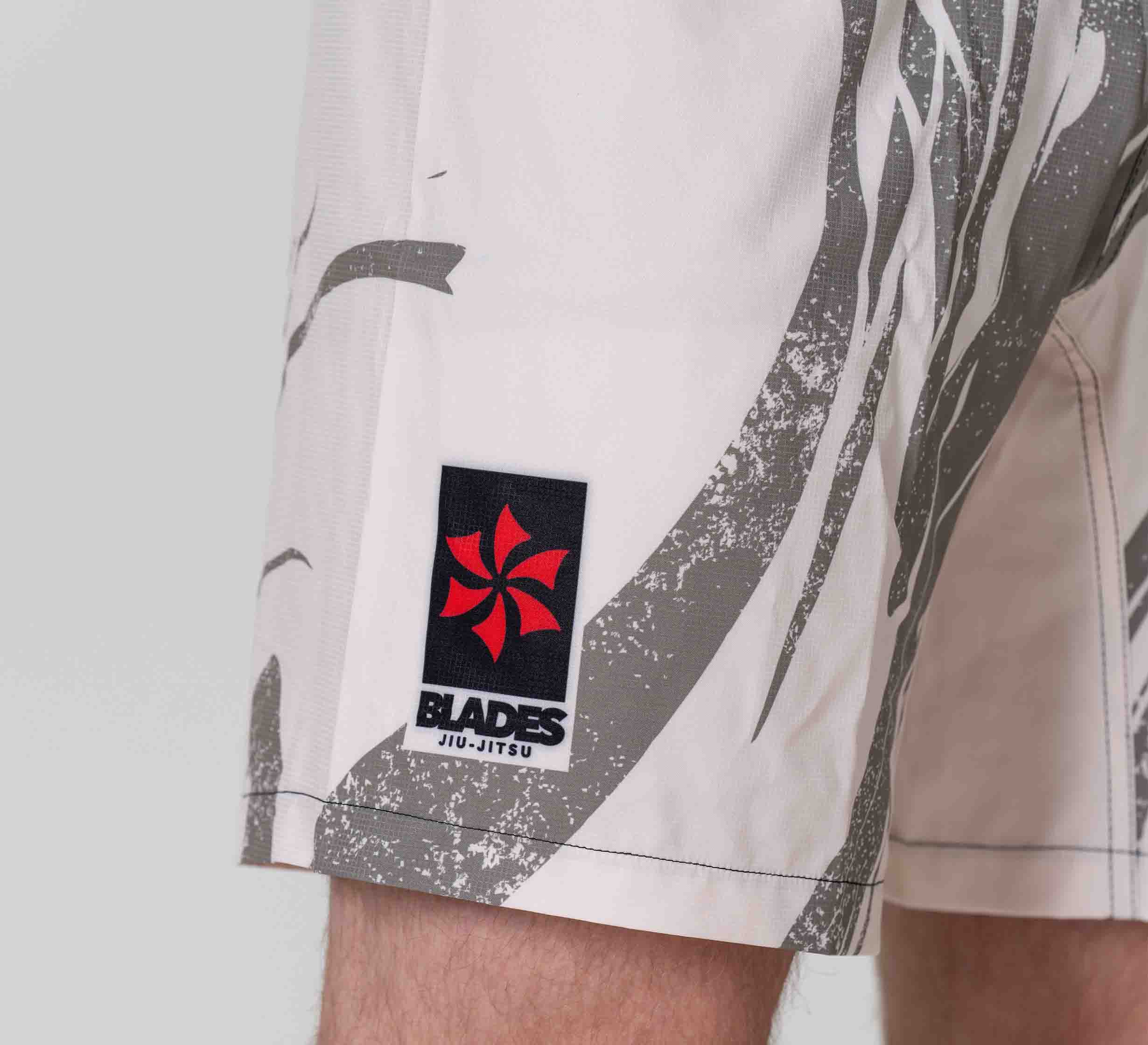 Six Blades Dragon Flex Lite Shorts