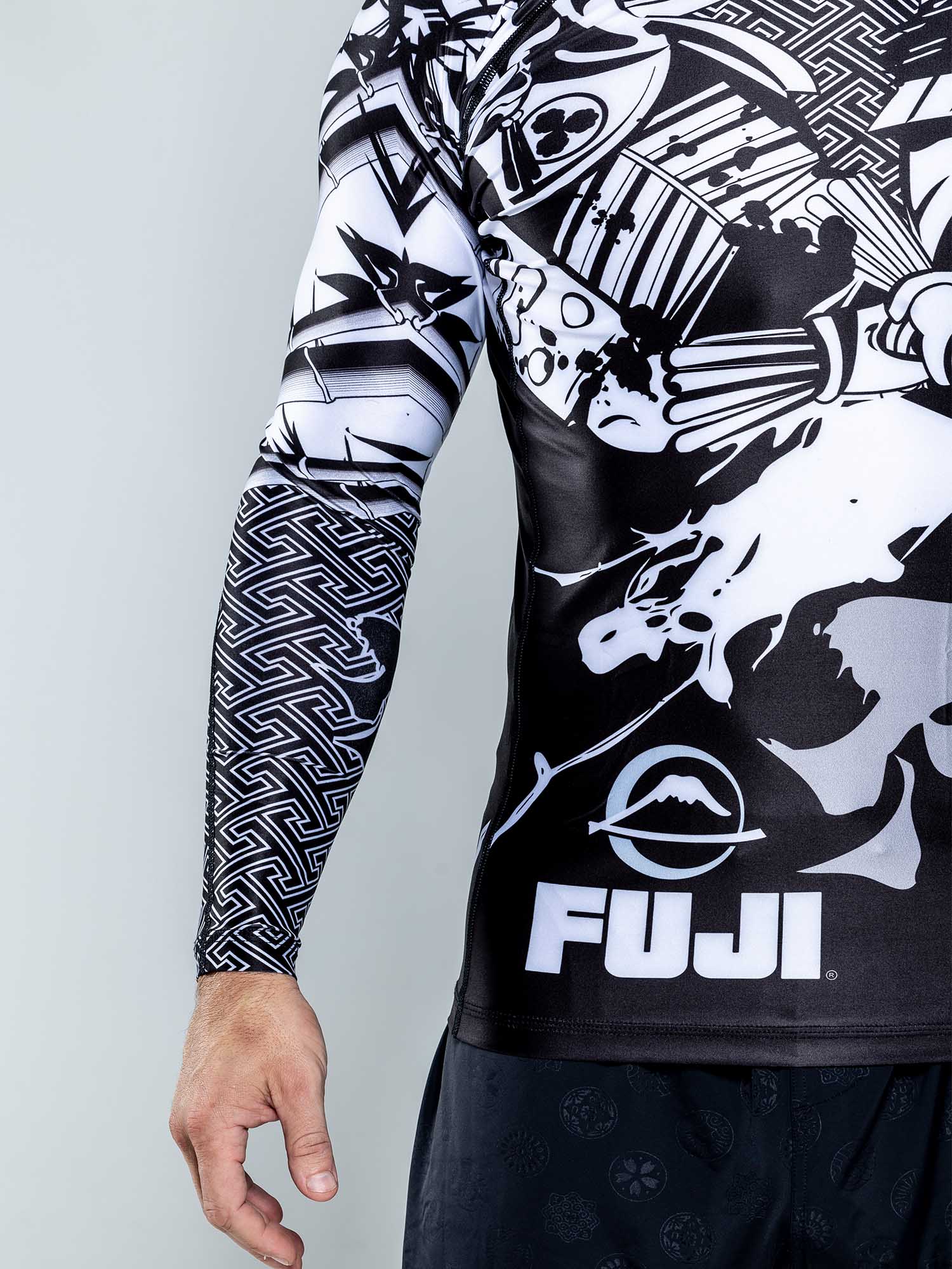 MUSASHI Long Sleeve Rashguard
