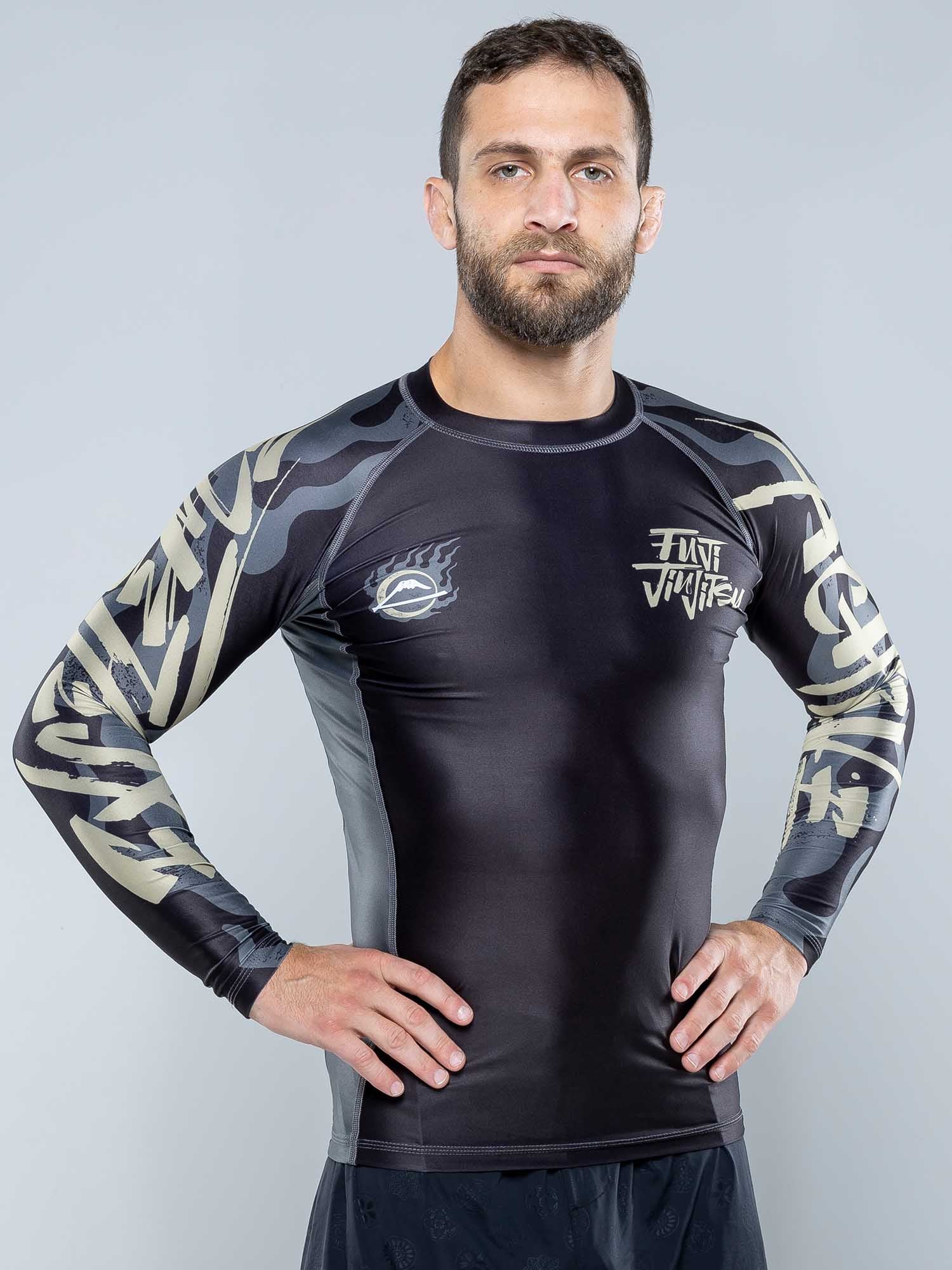 Yakedo Standard Long Sleeve Rashguard Black