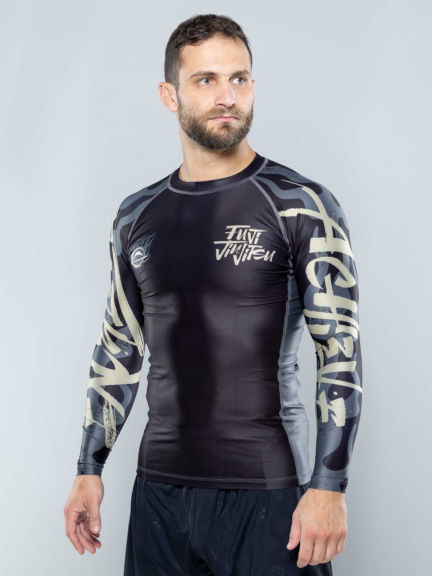 Yakedo Standard Long Sleeve Rashguard Black