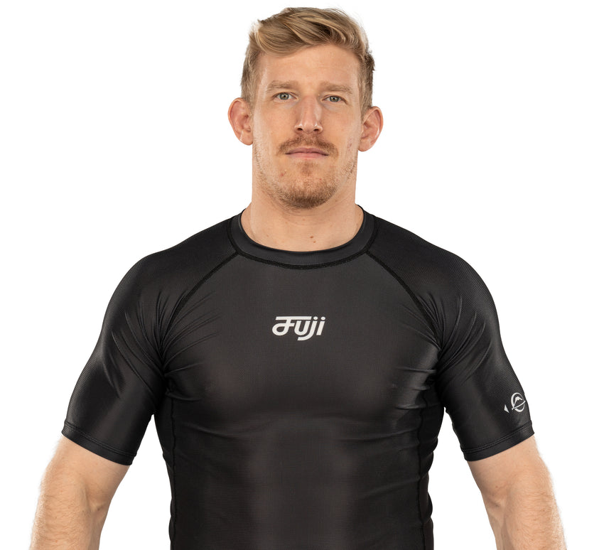 Xande Comp Short Sleeve Rashguard Black – FUJI Sports