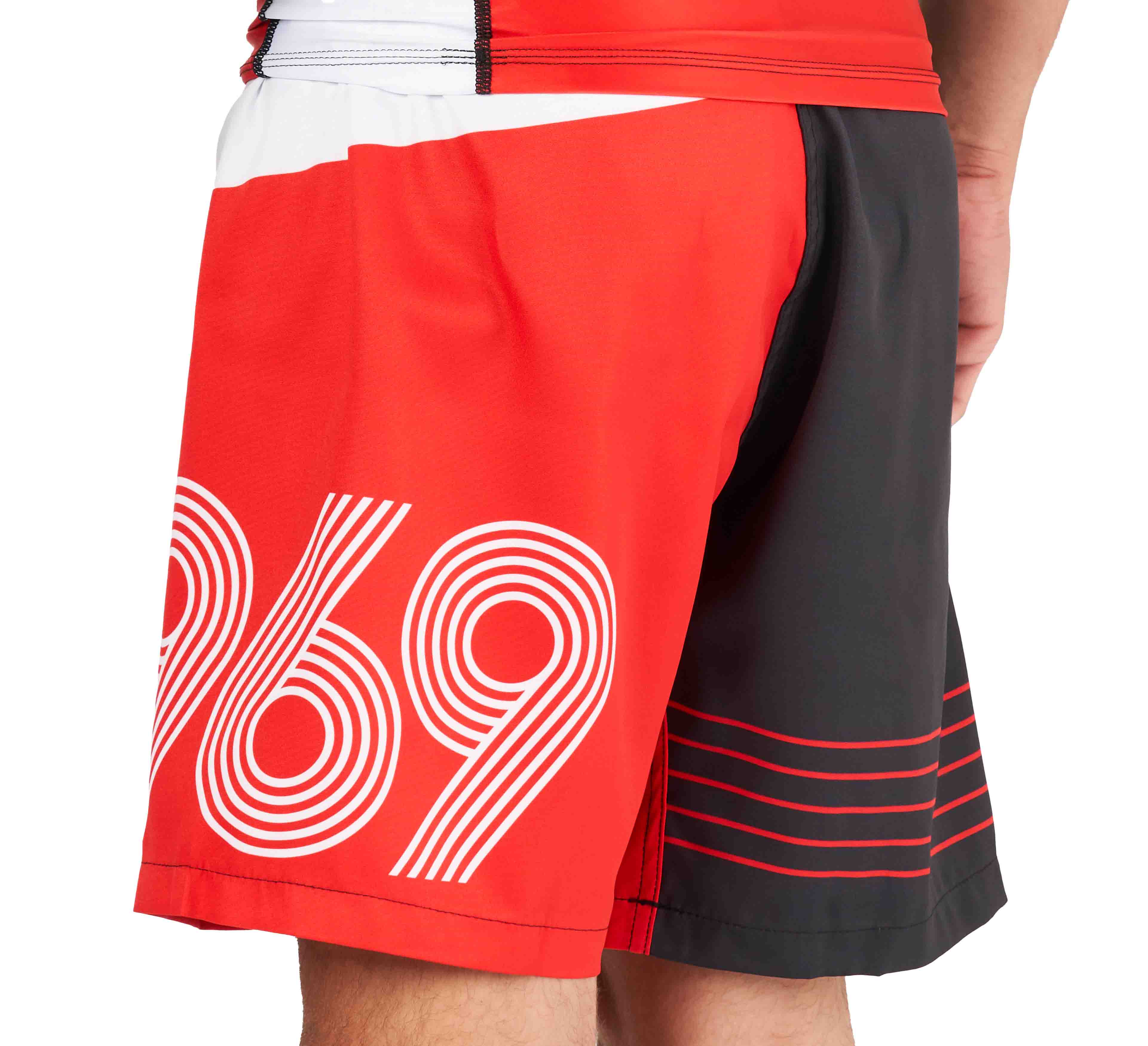 Linear Lockdown Lightweight Shorts Black/Red